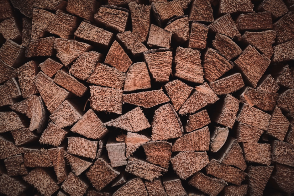Wood chunks for adding smoke flavor to barbecue
